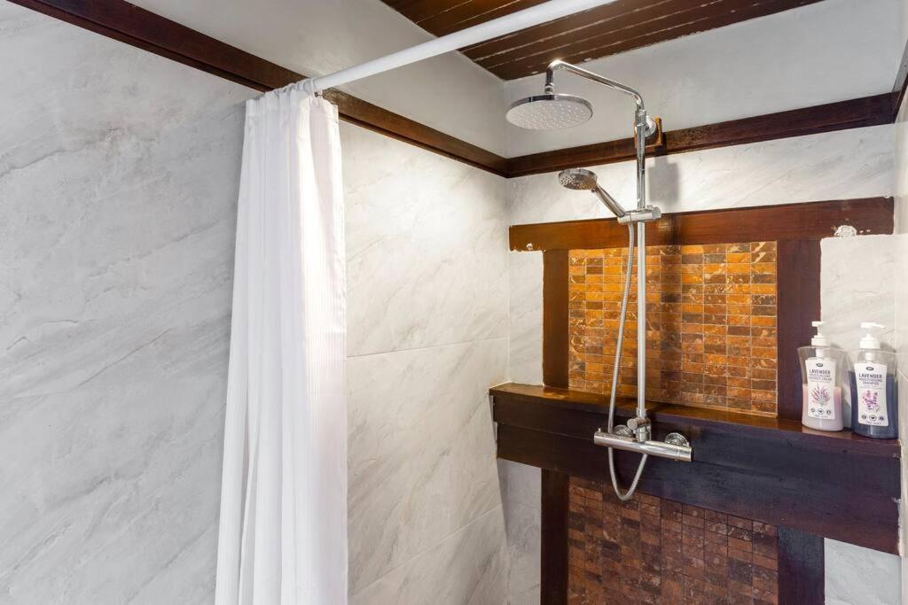 Sclass Villa & Swimming Pool , 10 Min From Airport Чиангмай Экстерьер фото